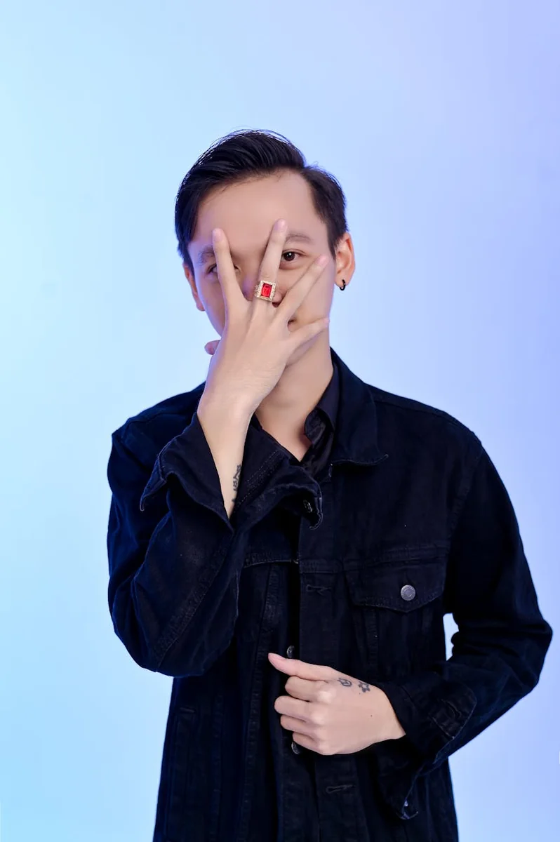 重点专题三收录方向的条目样张，展示自然地貌记录